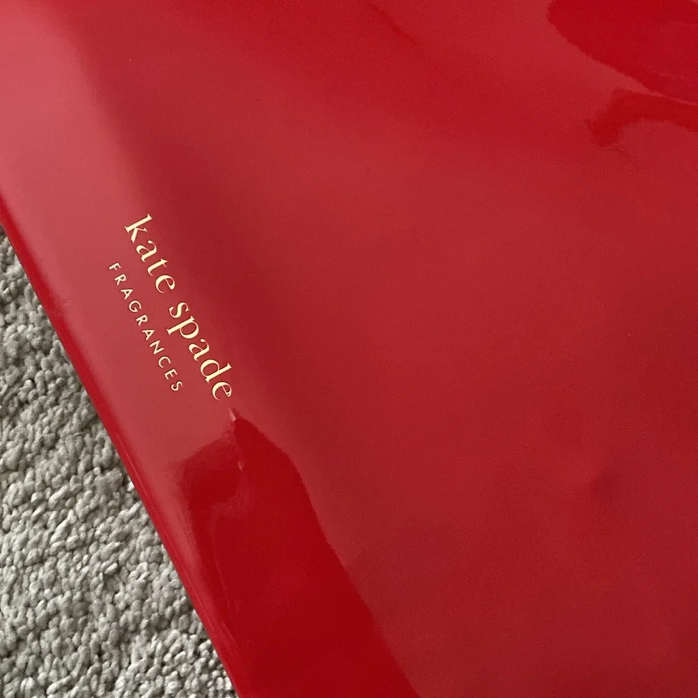 Kate Spade Fragrances Cherie Pouch red patent travel Bag‎ cosmetic Case ONLY New